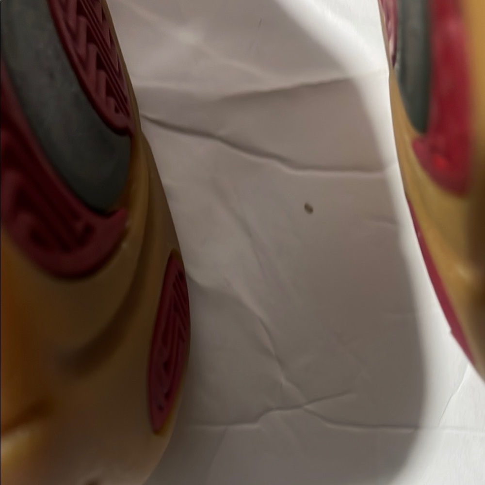 Men's Nike Cream Sneakers - Picture 13 of 13